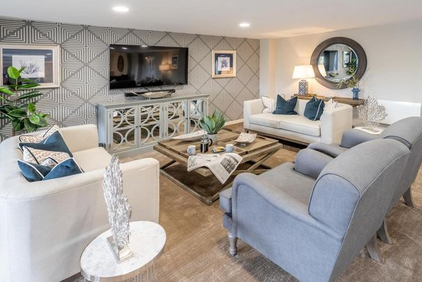 1 bedroom retirement property to rent - Photo 1