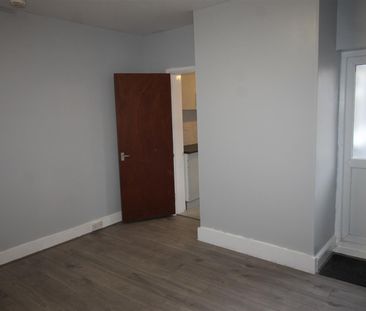 Kitchener Road, High Wycombe - Photo 5