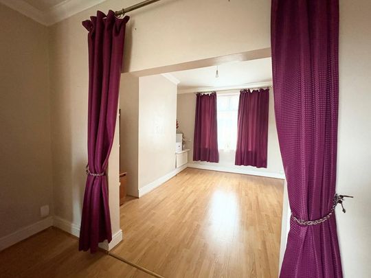 3 bedroom terraced house to rent - Photo 1