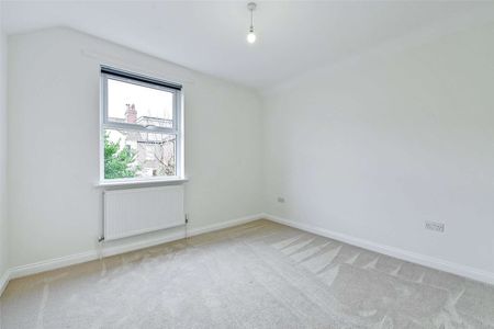 Modern 1-Bedroom First Floor Apartment in Southville - Photo 5