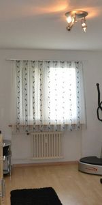 Center-near living with all daily needs - Photo 3