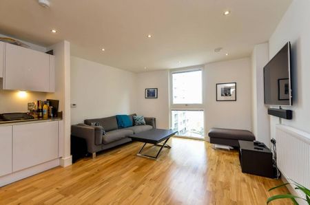 2 bedroom flat to rent - Photo 4