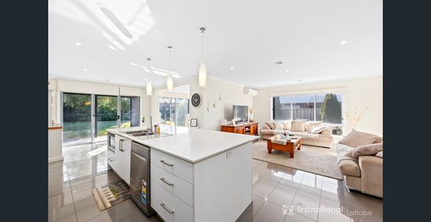 Spacious Family Haven - Photo 1