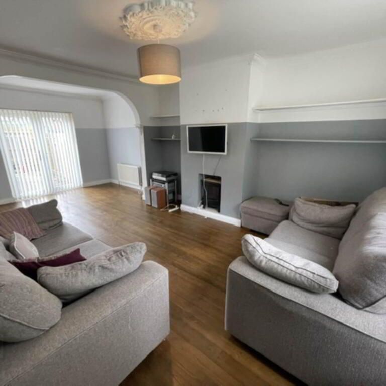 37 Castleview, Gilford, Craigavon, BT63 6JR - Photo 1