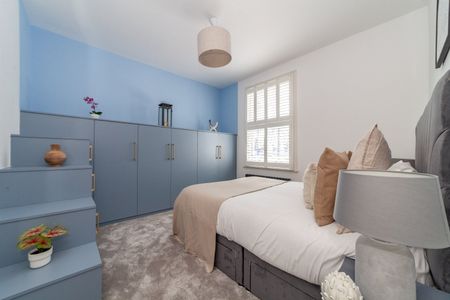 5 Bed Flat, Yeldham Road, W6 - Photo 4