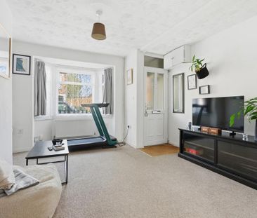 3 bedroom terraced house to rent - Photo 2