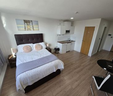 1 bedroom flat to rent - Photo 2