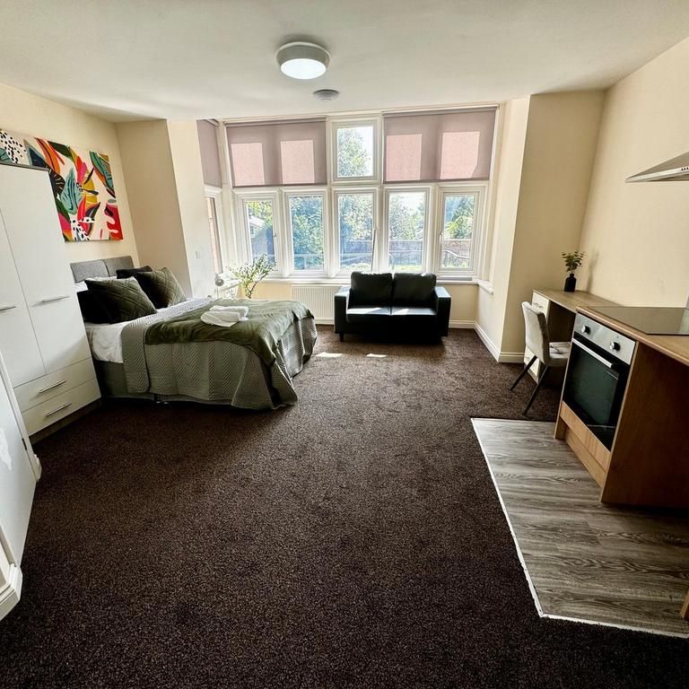 Studio to rent - Photo 1