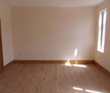 Studio to rent - Photo 6