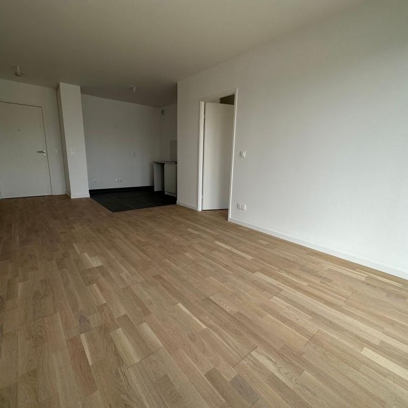 Location Appartement 2 pièces 40m² LE PLESSIS ROBINSON 92350 - Photo 1