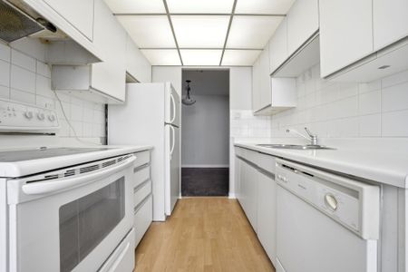 For Lease - 3 Lisa Street Unit# 506, Brampton, Ontario - Photo 3