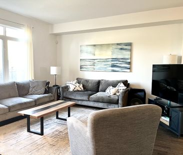 For Lease - 642 Tennant Way, Blossom Park - Airport and Area, Ontario - Photo 3