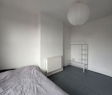 Room in a Shared House, Langton Court Road, BS4 - Photo 4