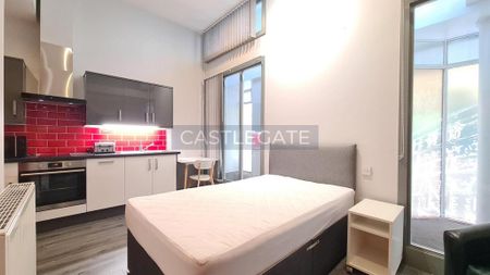 Studio to rent - Photo 5