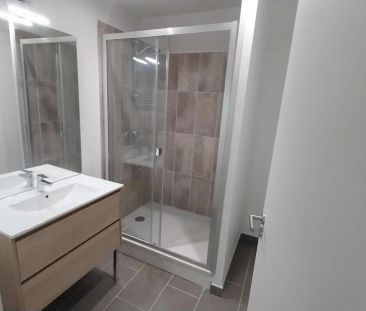 Appartement à louer 4 pièces 89.2m² - Photo 4