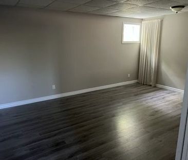 For Lease - 4 61st Street, Wasaga Beach, Ontario - Photo 2