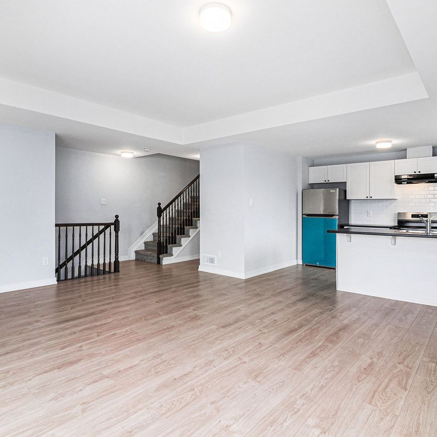 For Lease - 57 Dashing Private, Orleans - Cumberland and Area, Ontario - Photo 1