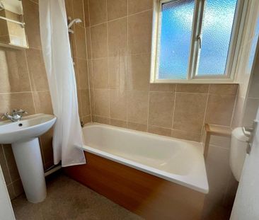 1 bedroom cluster house to rent - Photo 3