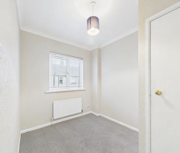 24 York Parade - Photo 4