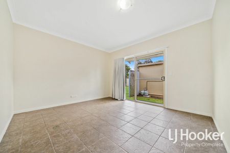 Refreshed Villa Conveniently Located - Photo 2