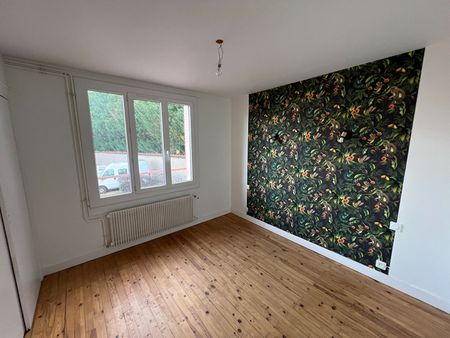 Location Appartement 3 pièces 70m² - Photo 5