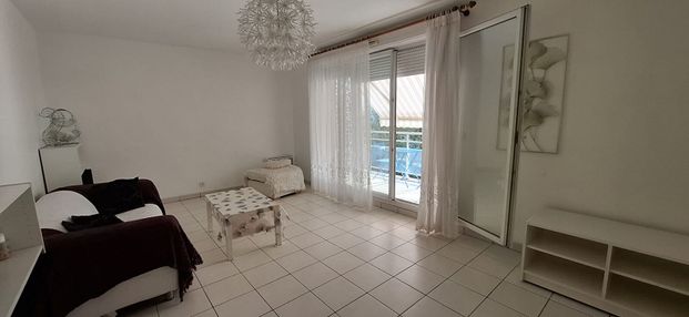 Chambre Corbeil Essonnes 1 pièce(s) 11.88 m2 - Photo 1