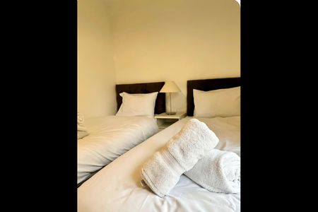 3 Bed Flat, Ocean Village, SO14 - Photo 5