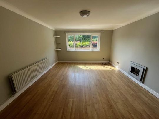 2 bedroom bungalow to rent - Photo 1