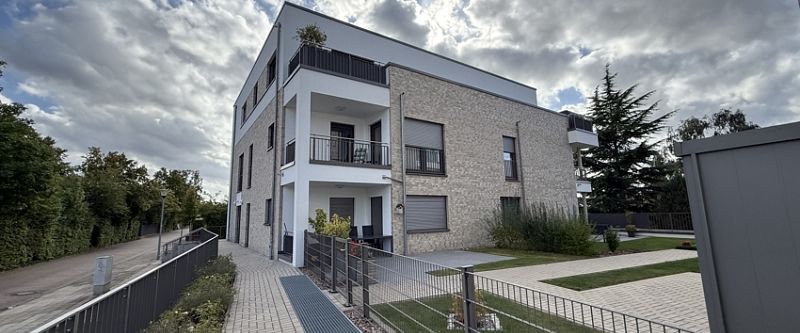 Top moderne 3-Zimmer-Wohnung mit Loggia in attraktiver Innenstadtlage! - Photo 1