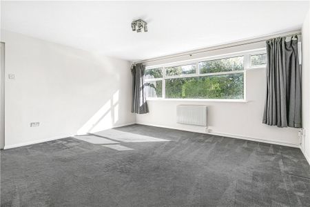 New Court, Addlestone, Surrey, KT15 2EE - Photo 3