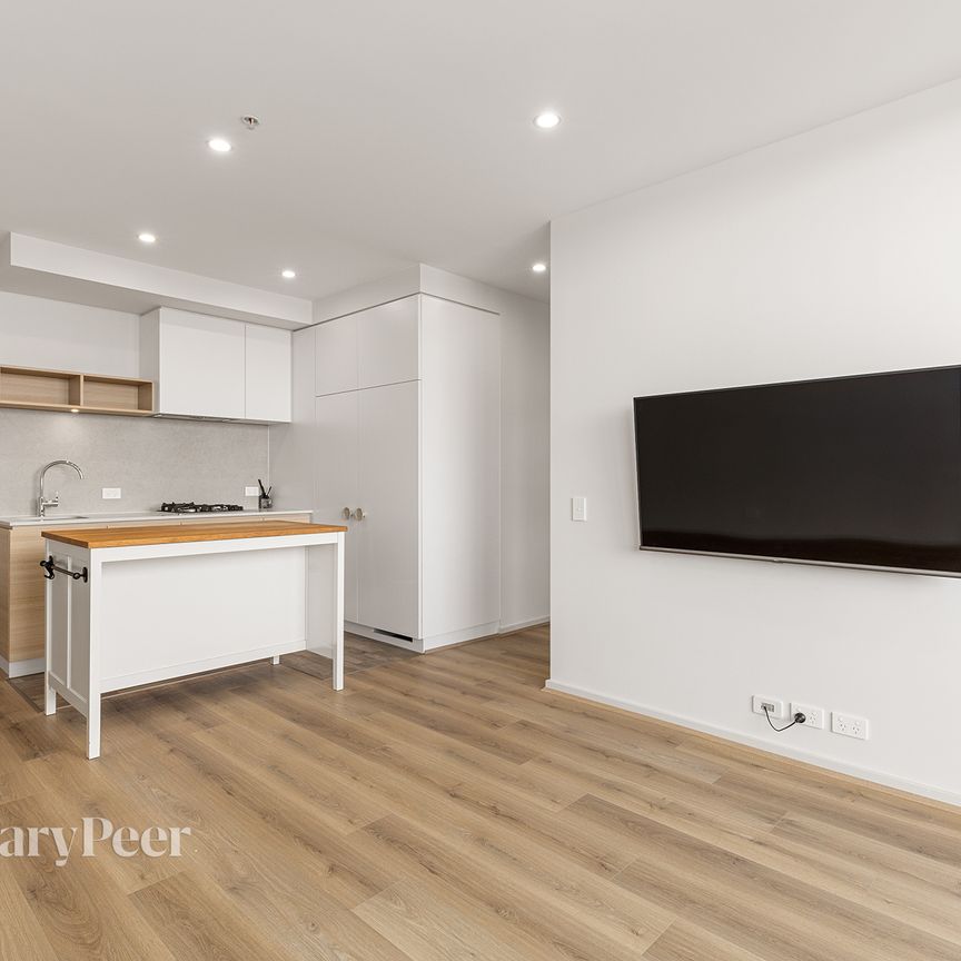601 / 1 Village Mews, Caulfield North - Photo 1