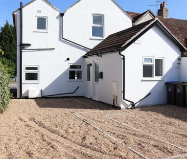 1 bedroom ground floor maisonette to rent - Photo 1