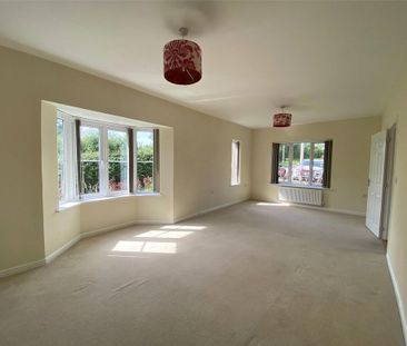 4 bedroom detached house to rent - Photo 1