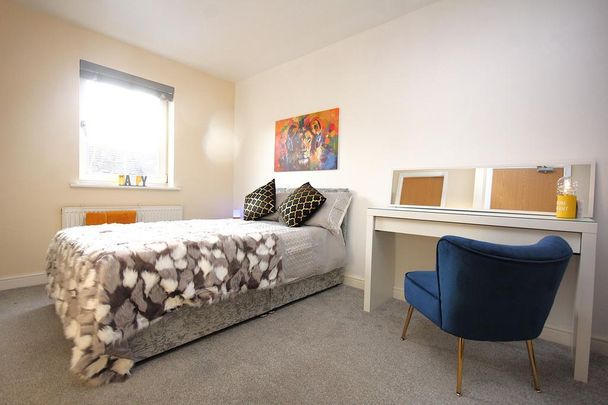 1 bedroom in a house share to rent - Photo 1