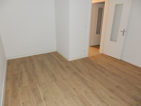 Location Appartement 3 pièces 81m² STRASBOURG 67000 - Photo 3