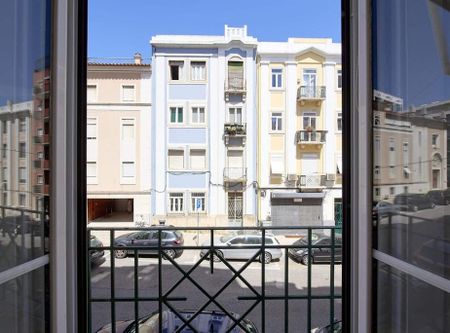 Rua Chaby Pinheiro, Lisbon, Lisbon 1000-096 - Photo 4