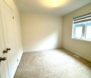 For Lease - 1108 Skyridge Boulevard, Pickering, Ontario - Photo 2