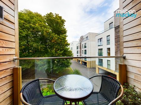 2 bedroom apartment to rent - Photo 5