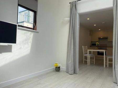 1 bedroom semi-detached house to rent - Photo 2