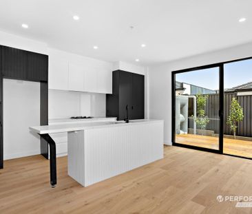 1/104 Main Street, Blackburn VIC 3130 - Townhouse For Rent | Domain - Photo 2