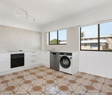 Unit 5/10 Brown Street, Windsor QLD, Belconnen - Photo 3