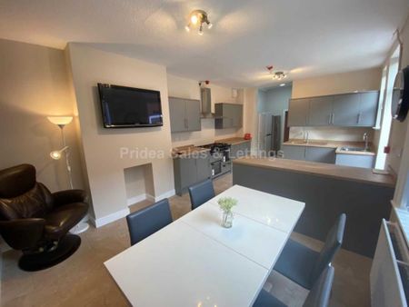 1 bedroom in a house share to rent - Photo 5