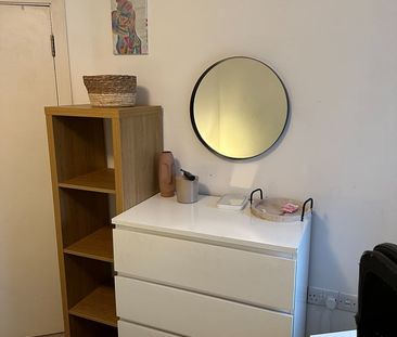 Room in a Shared House, Flint St, SE17 - Photo 5