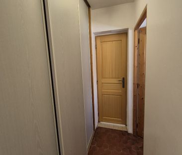 Location Appartement 1 pièce 35m² HENIN BEAUMONT 62110 - Photo 5