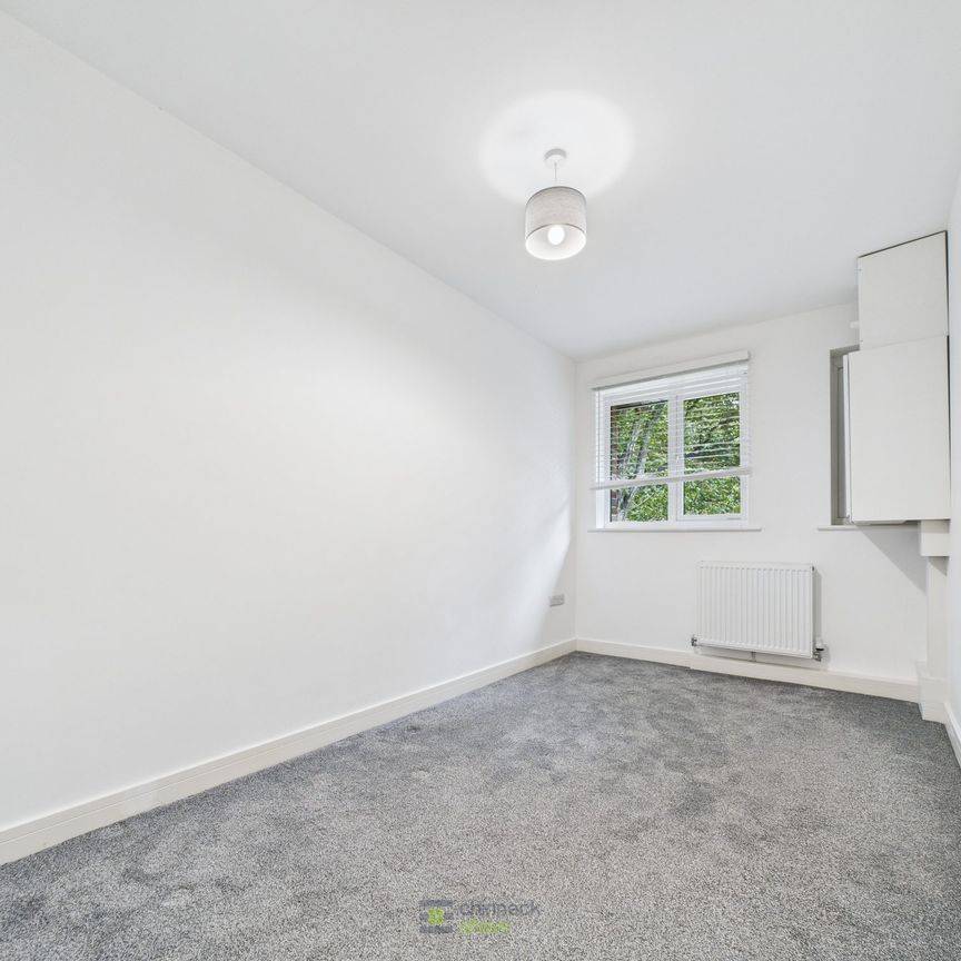 Parklands, Denmead, PO7 - Photo 1