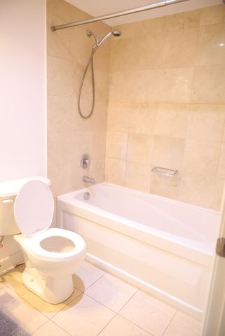 For Lease - 19 Avondale Avenue Unit# LPH14, Toronto, Ontario - Photo 4