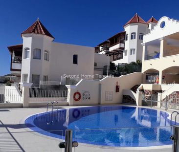 Apartment for rent in La Caleta - Photo 2