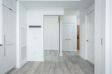 21 Park Street E #1017 - Photo 3