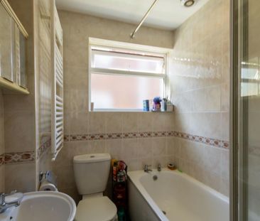 2 bedroom ground floor maisonette to rent - Photo 5