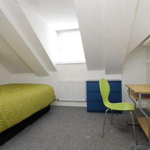 21 Armada Street, Flat 3 - Photo 2